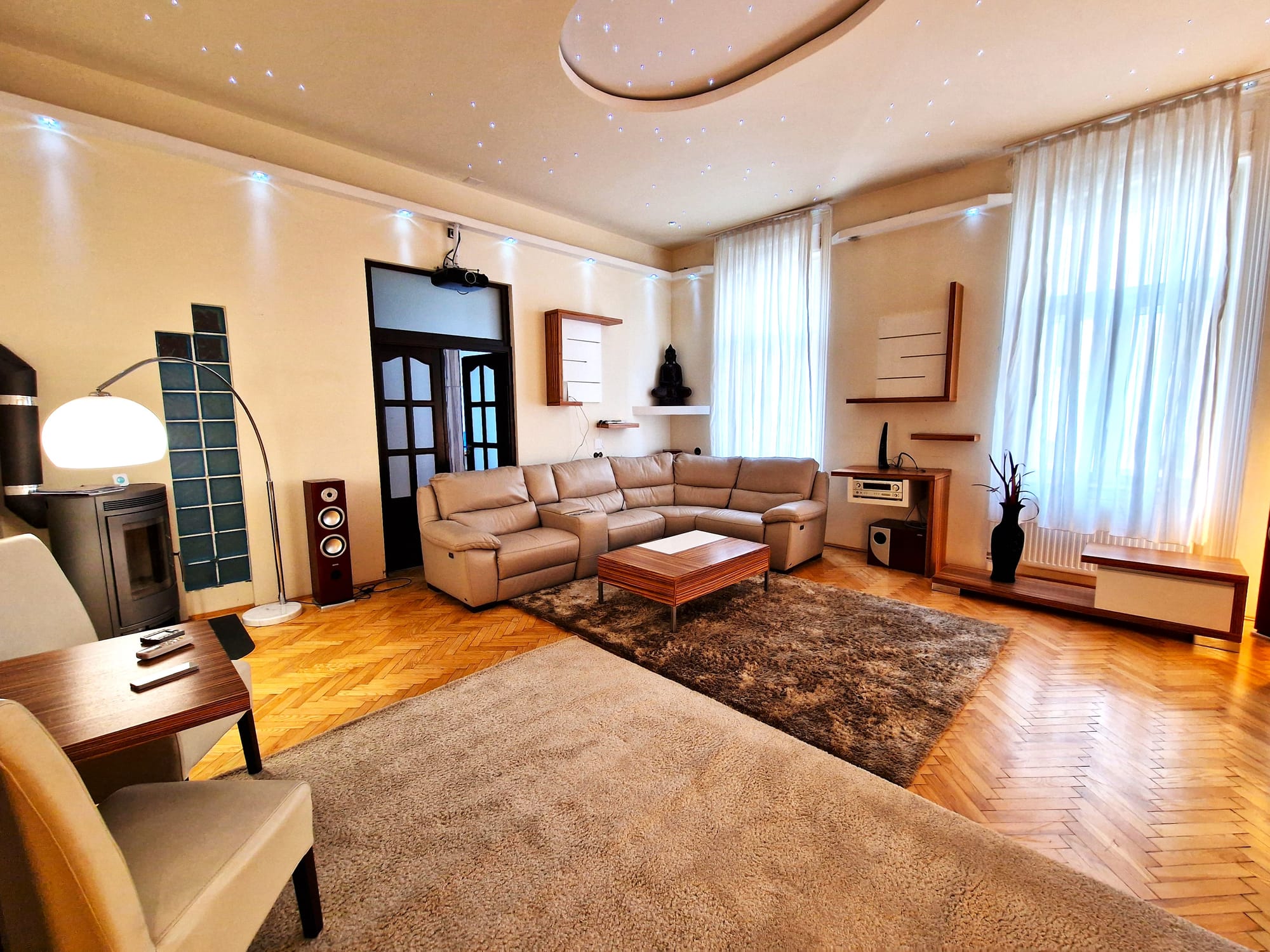 WESSELÉNYI UTCA - 87 NM - 159.000.000 FT