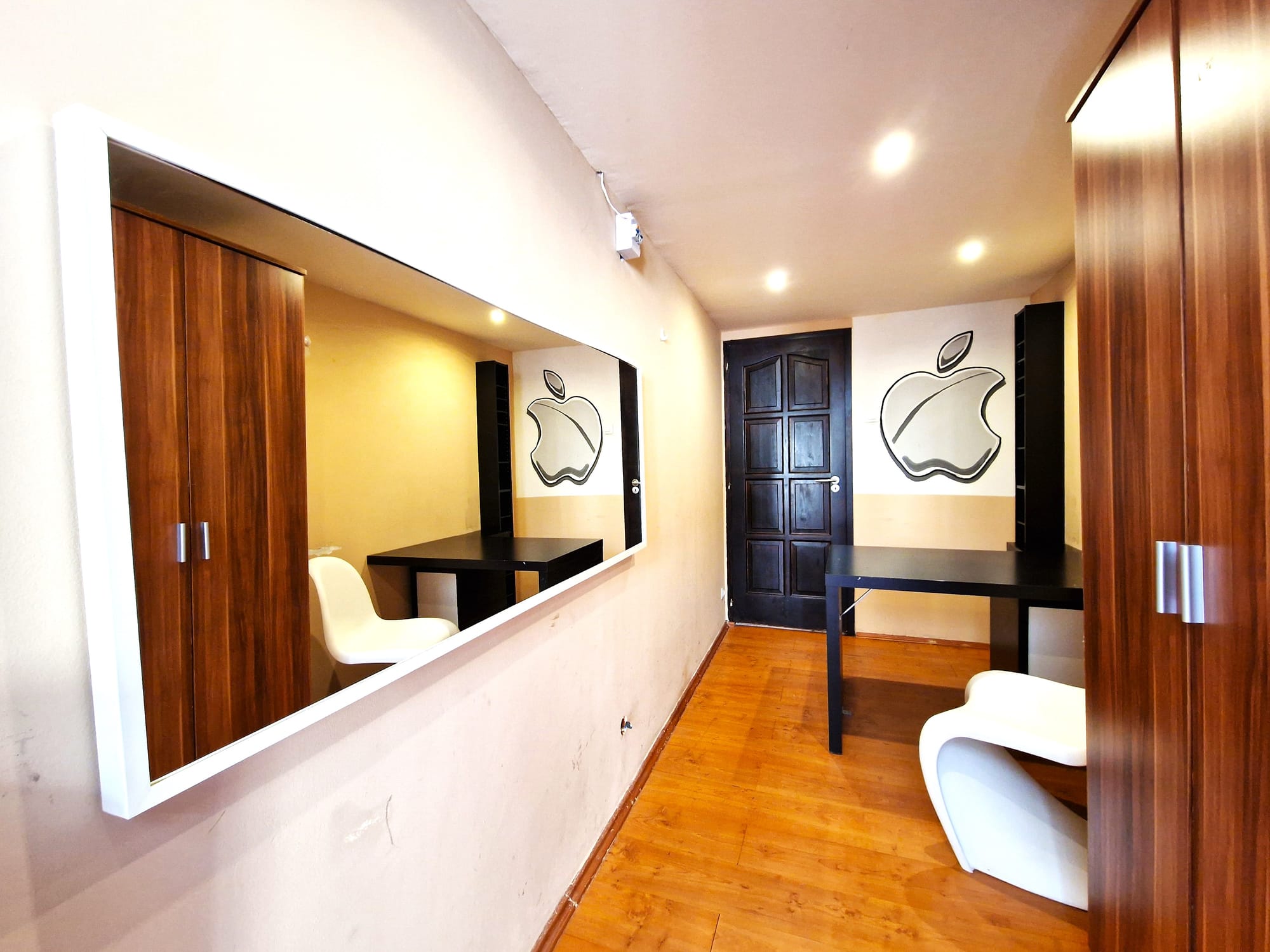 WESSELÉNYI UTCA - 87 NM - 159.000.000 FT