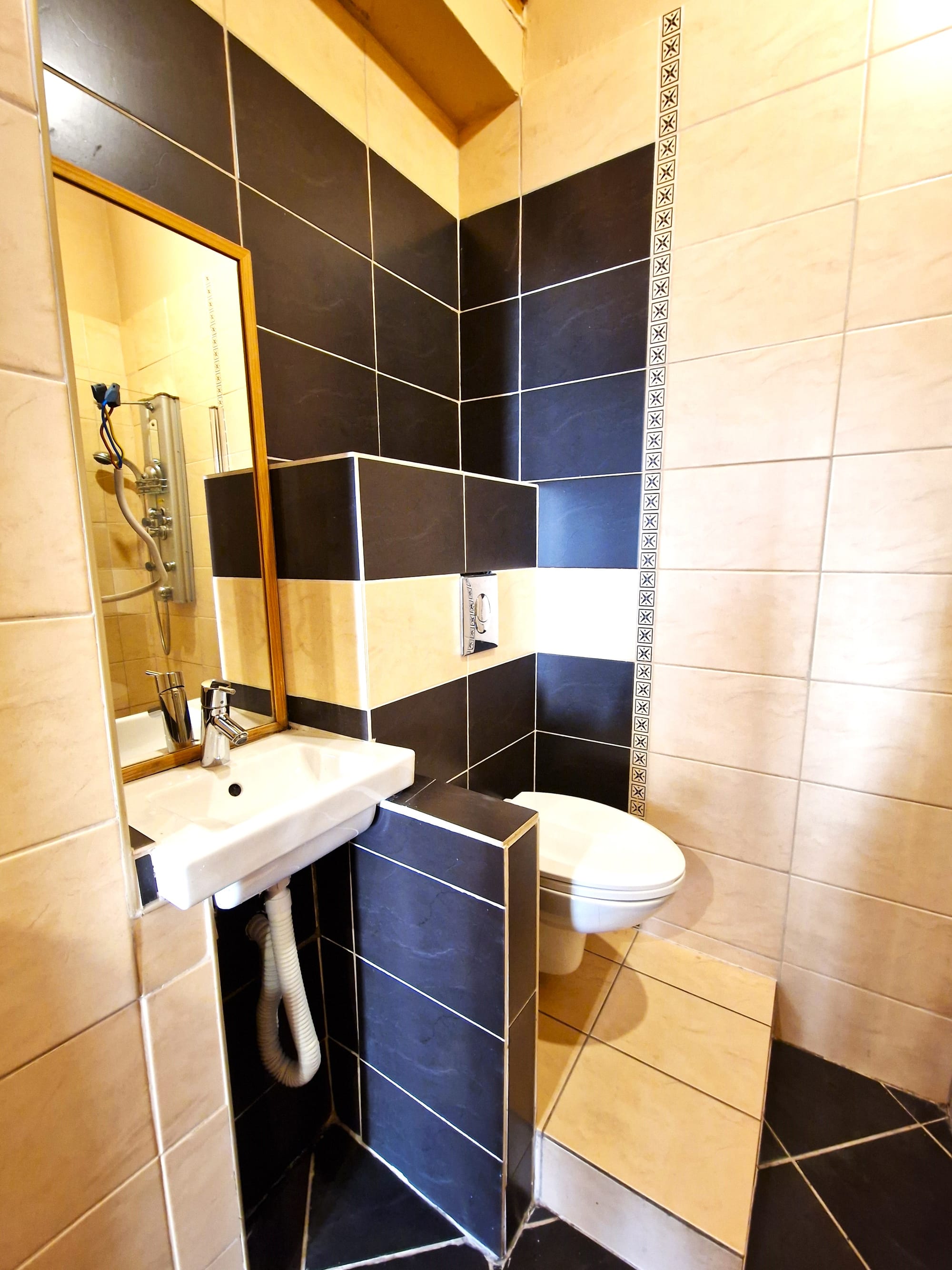 WESSELÉNYI UTCA - 87 NM - 159.000.000 FT