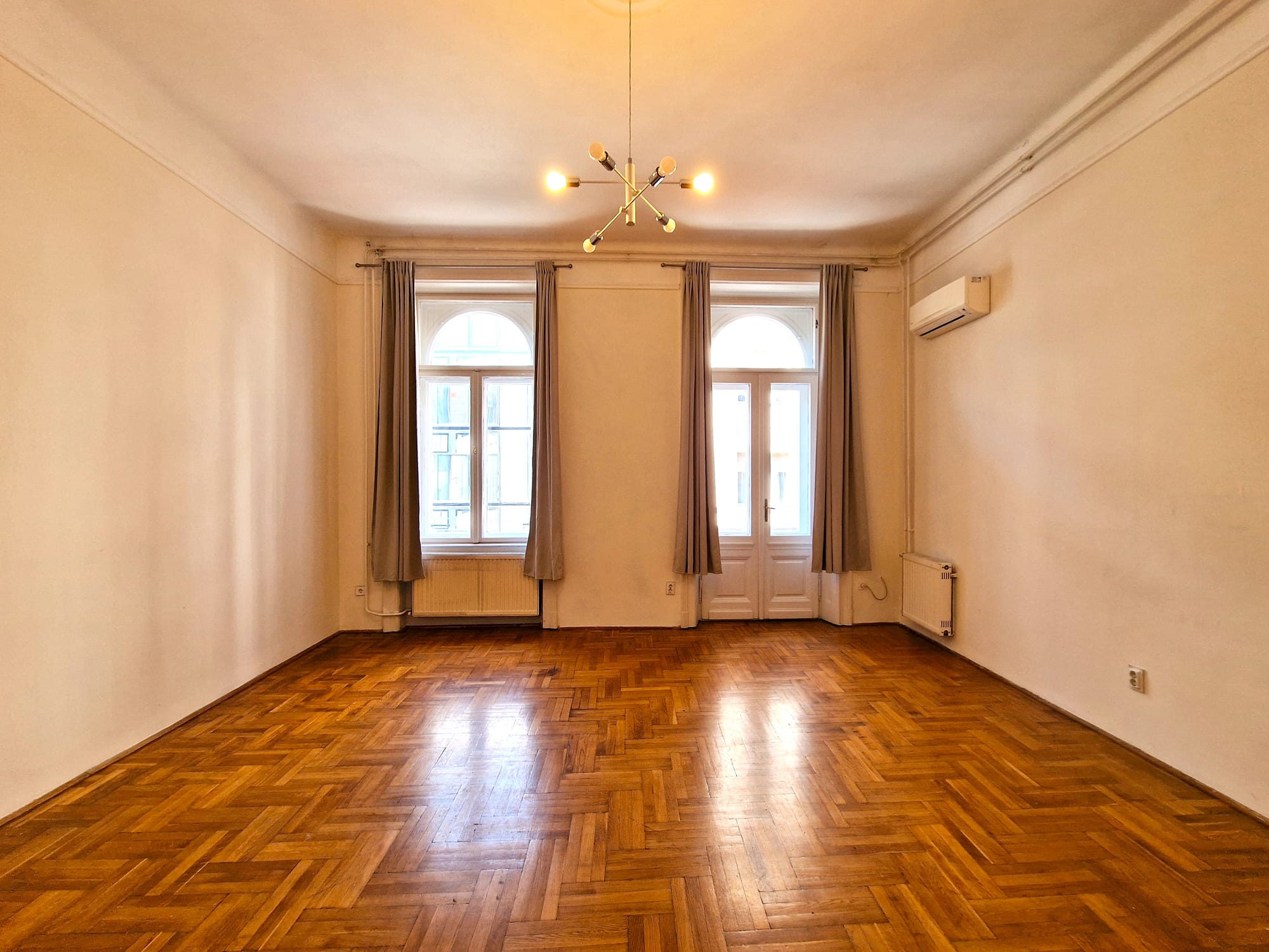 VII. kerület - Akácfa utca 5.