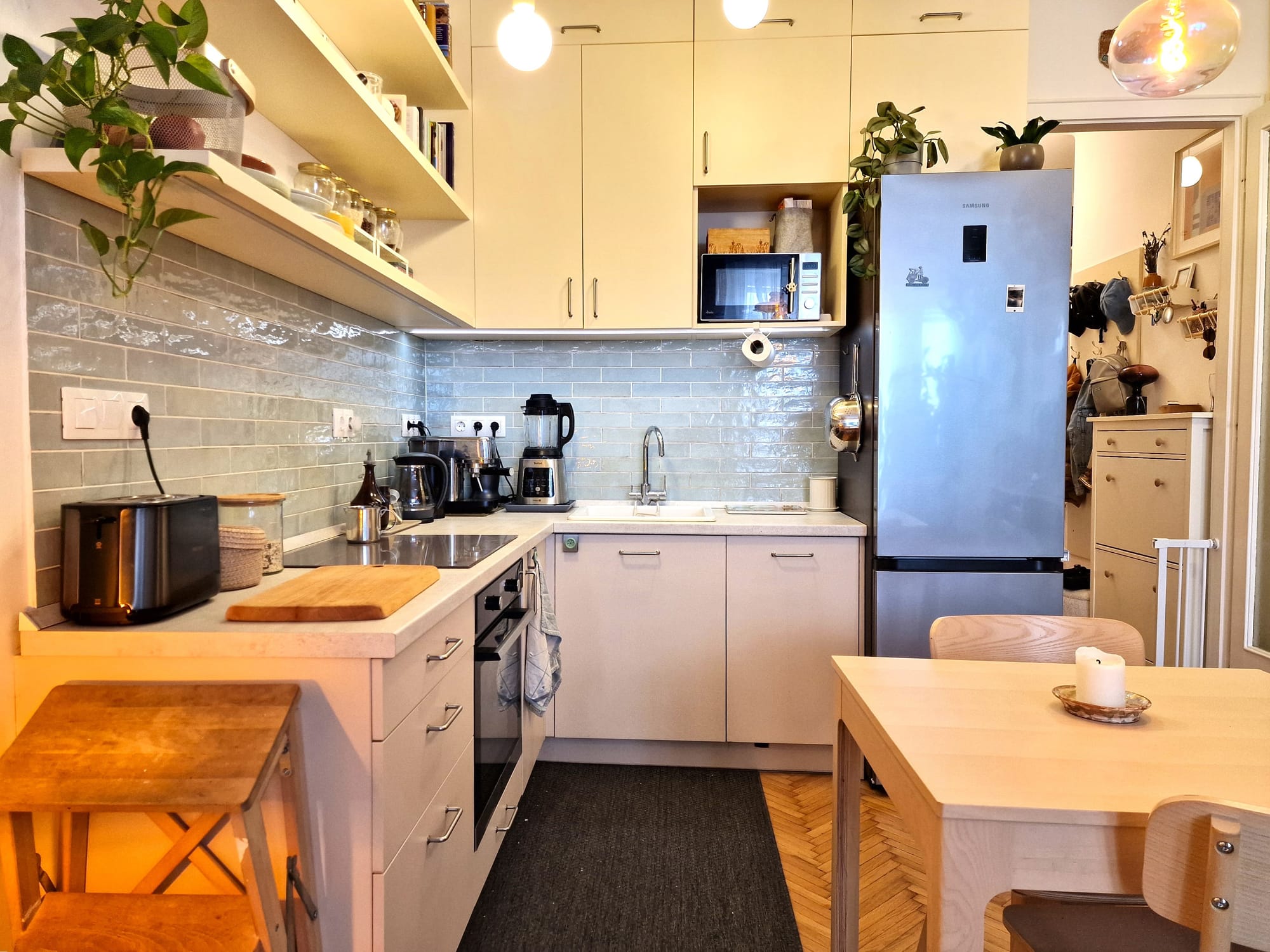 FŐ UTCA - 47 NM - 99.900.000 FT