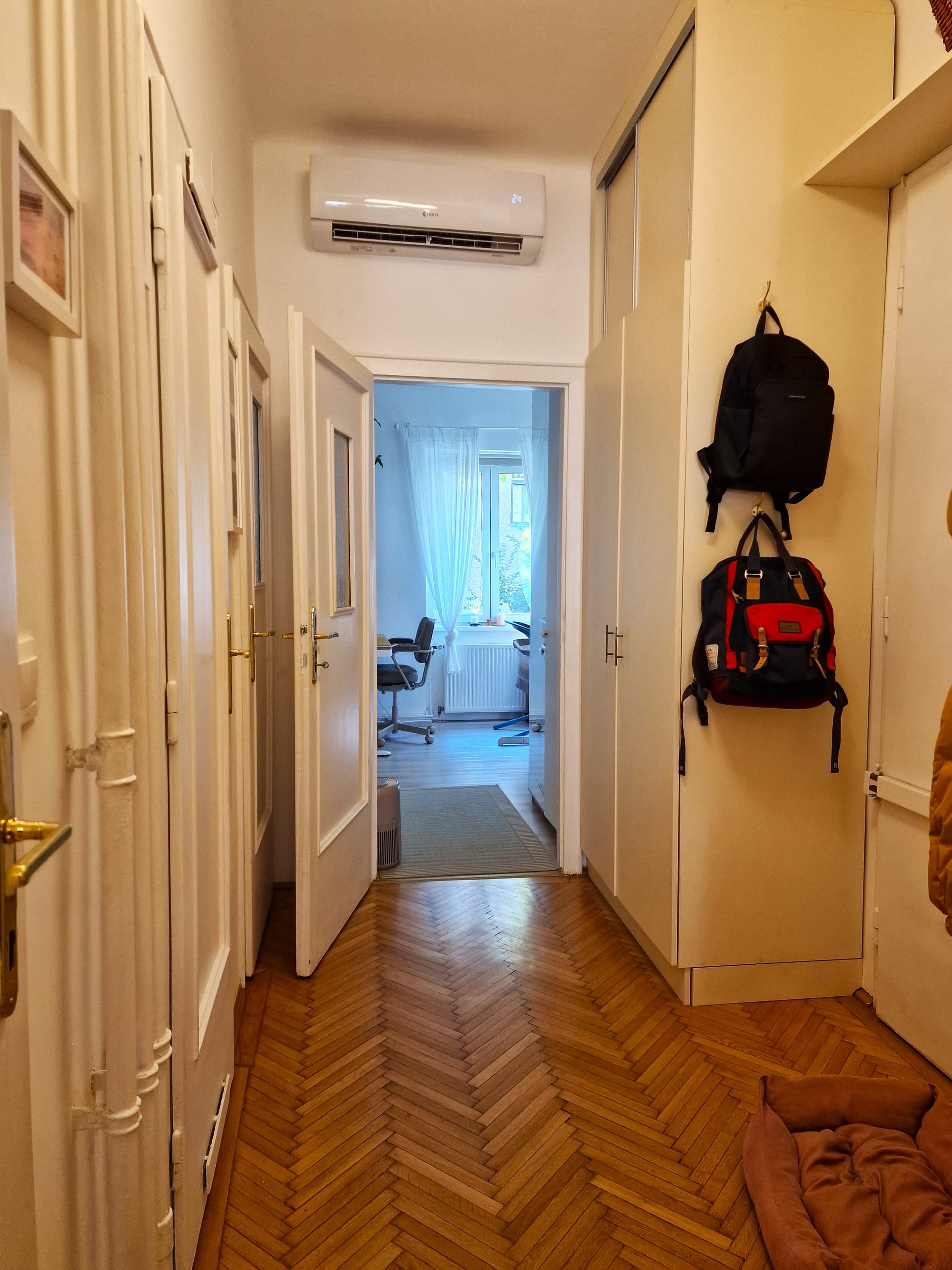 FŐ UTCA - 47 NM - 99.900.000 FT