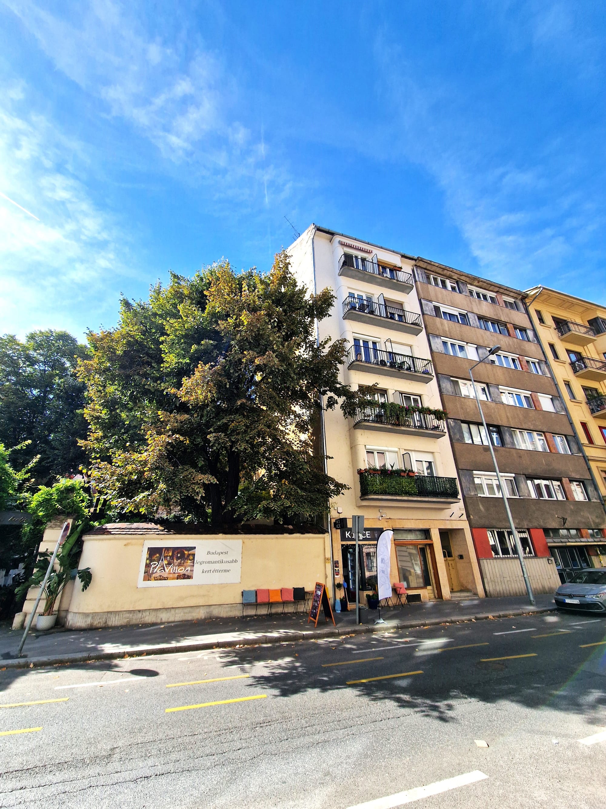 FŐ UTCA - 47 NM - 99.900.000 FT