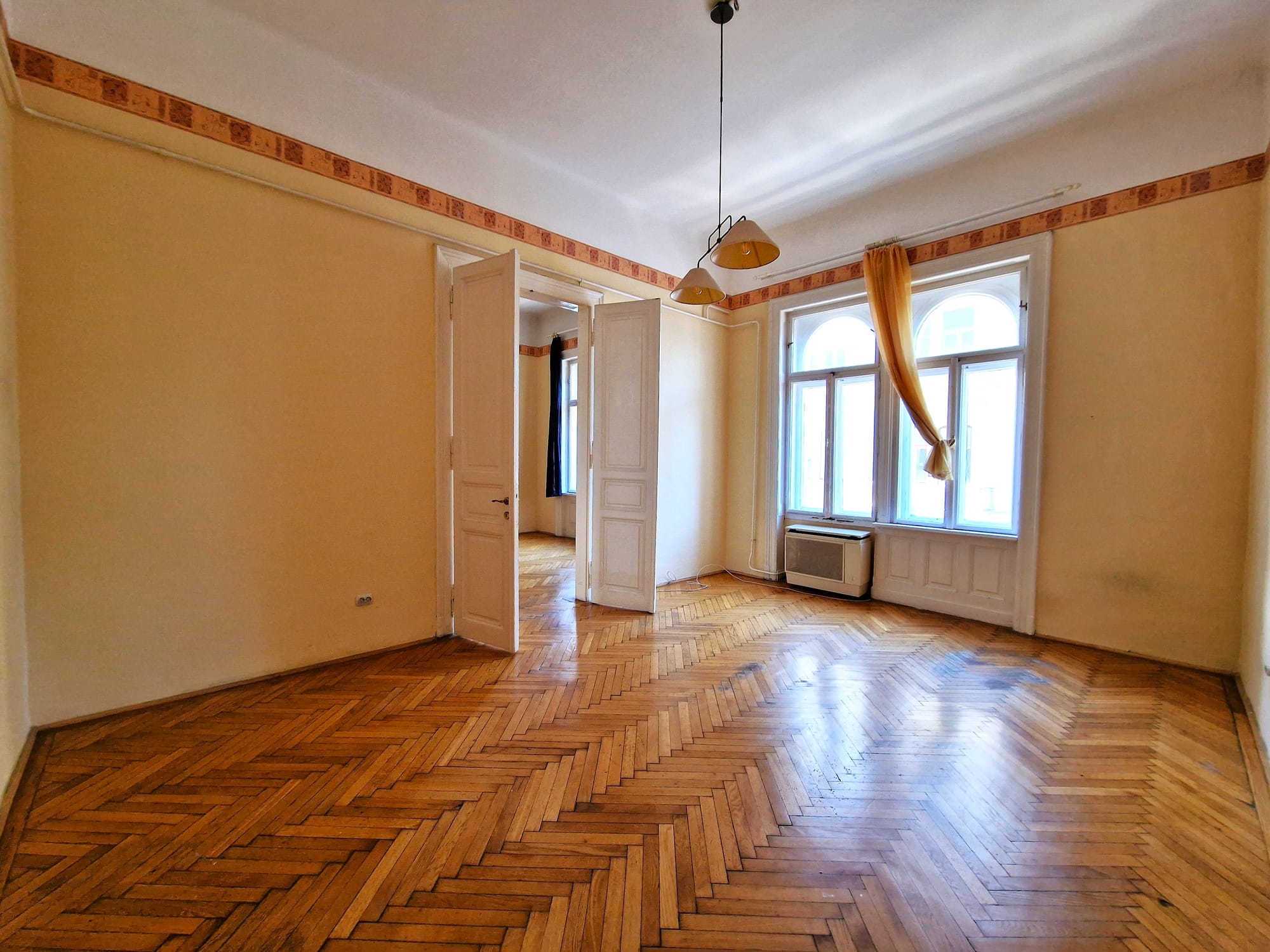 Somogyi Béla utca - 89 NM- 99.900.000 FT