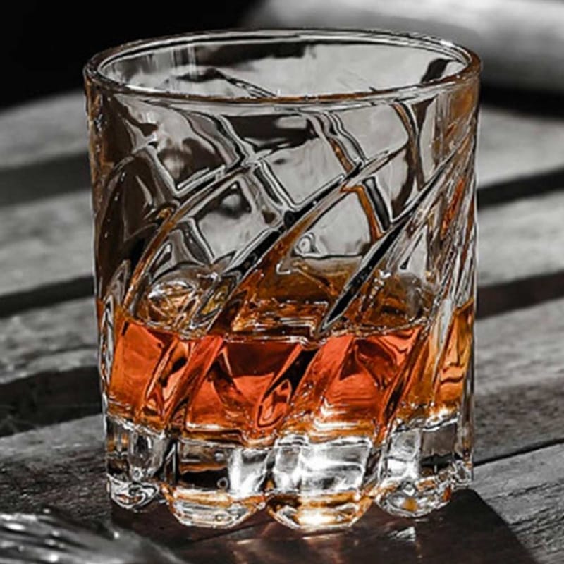 Verre d'alcool fort