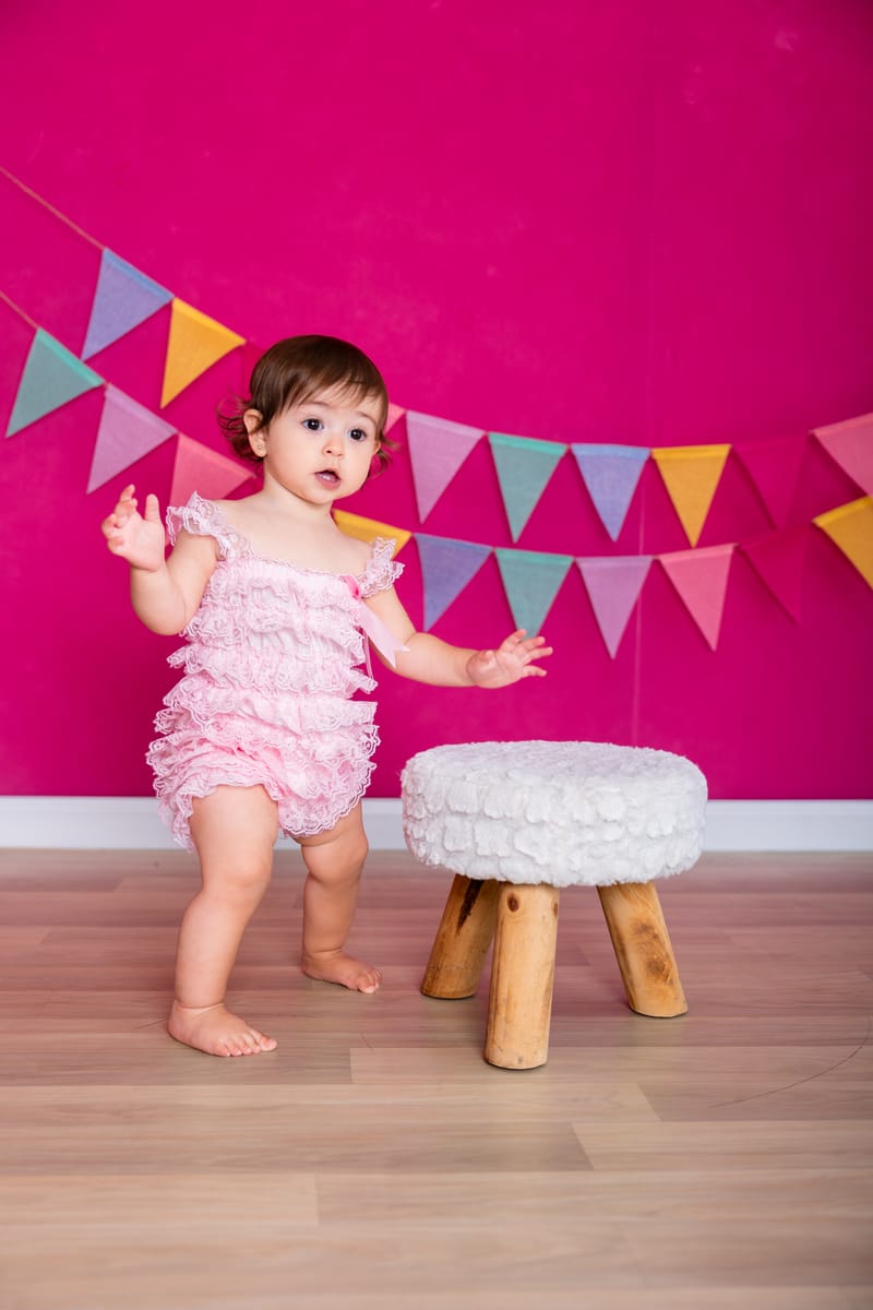 סמאשקייק, קייק סמאש או פשוט צילומי גיל שנה  רגעים מתוקים מחגיגת יום הולדת הראשונה של הבייבי.