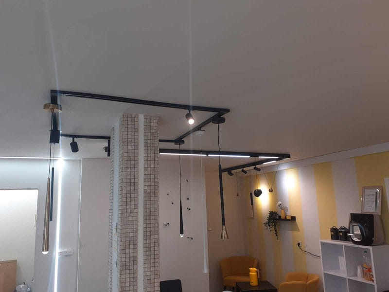 מערכת תאורה מותאמת