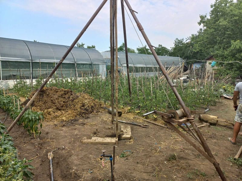 Foraje piezometrice ,de monitorizare si studii geotehnice