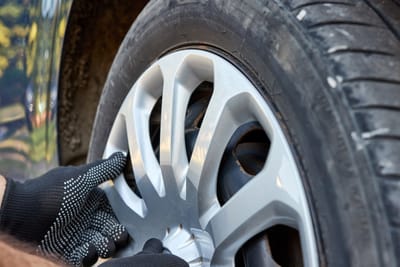 נתקעתם בדרך? כל מה שצריך לדעת על שירותי גרר מצילים ברגעים קריטיים