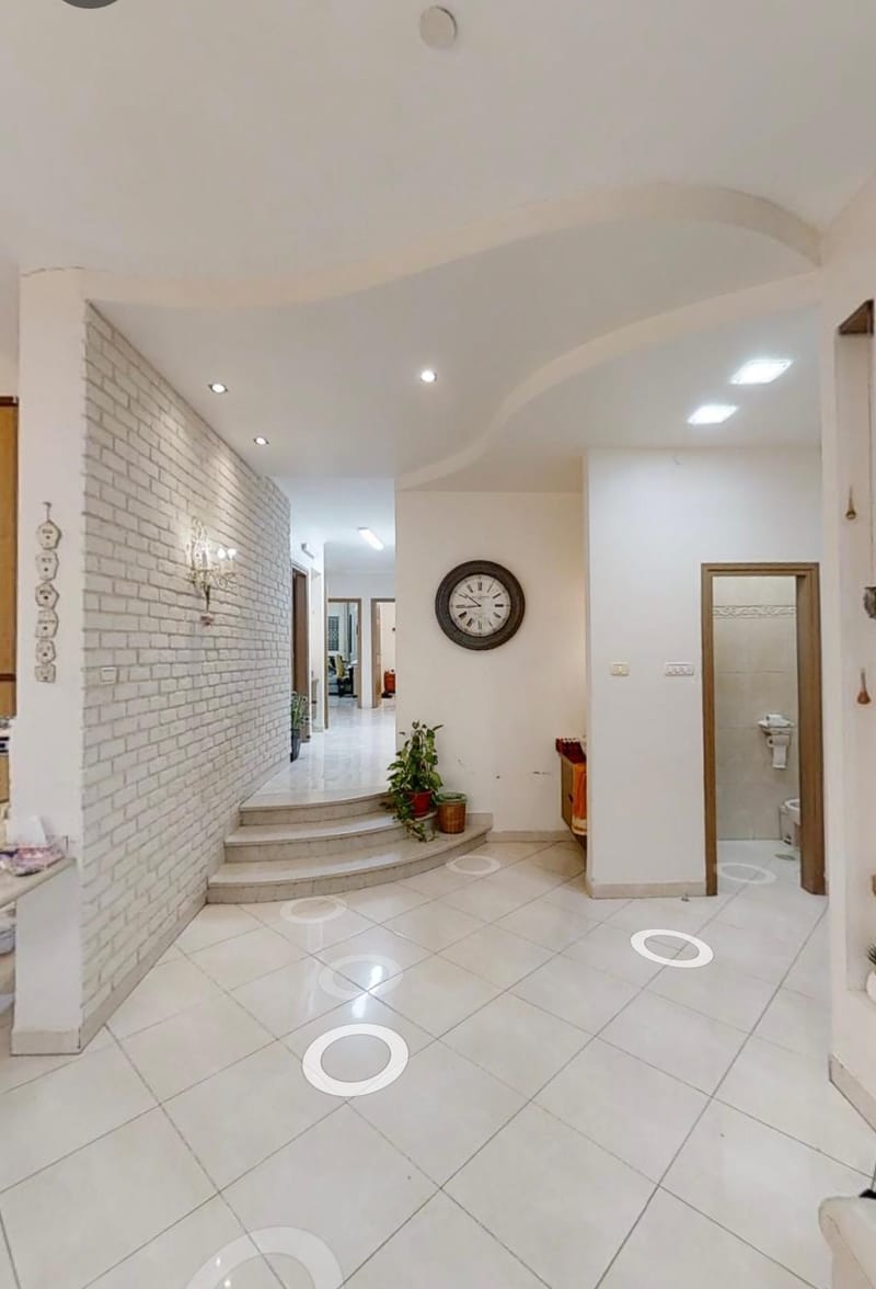 היכנסו לצפות במהפך המדהים שהבית הזה עבר.