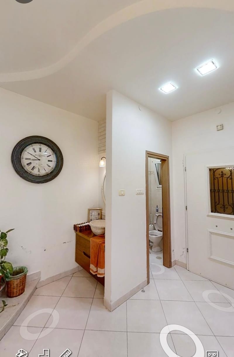 היכנסו לצפות במהפך המדהים שהבית הזה עבר.