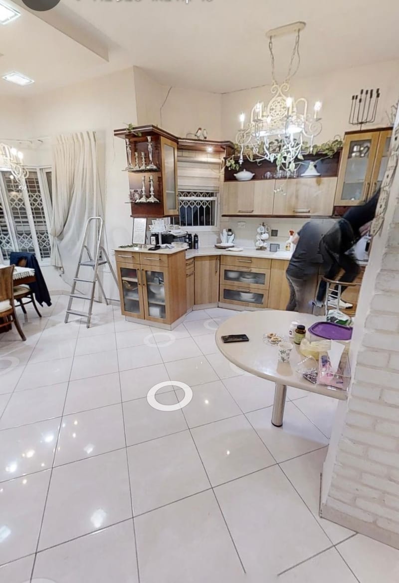 היכנסו לצפות במהפך המדהים שהבית הזה עבר.