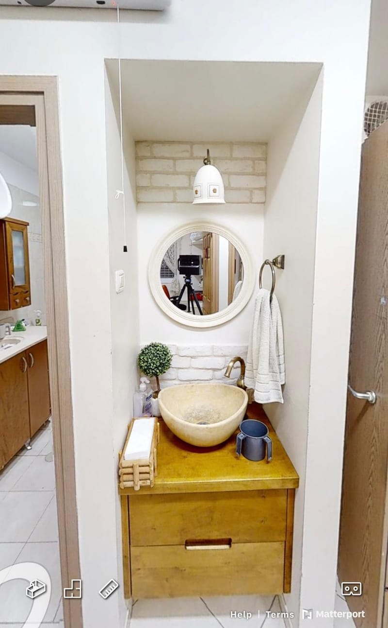 היכנסו לצפות במהפך המדהים שהבית הזה עבר.