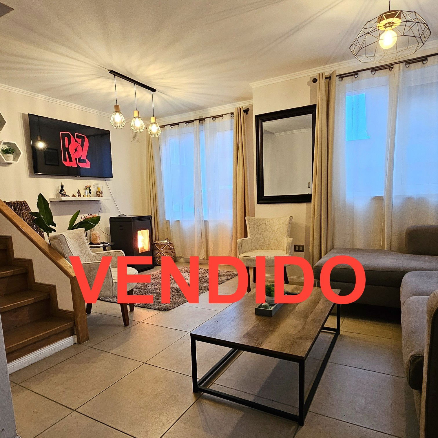 VENDE amplia casa en Calle Bonilla Norte, Palomares Oriente, Concepción.