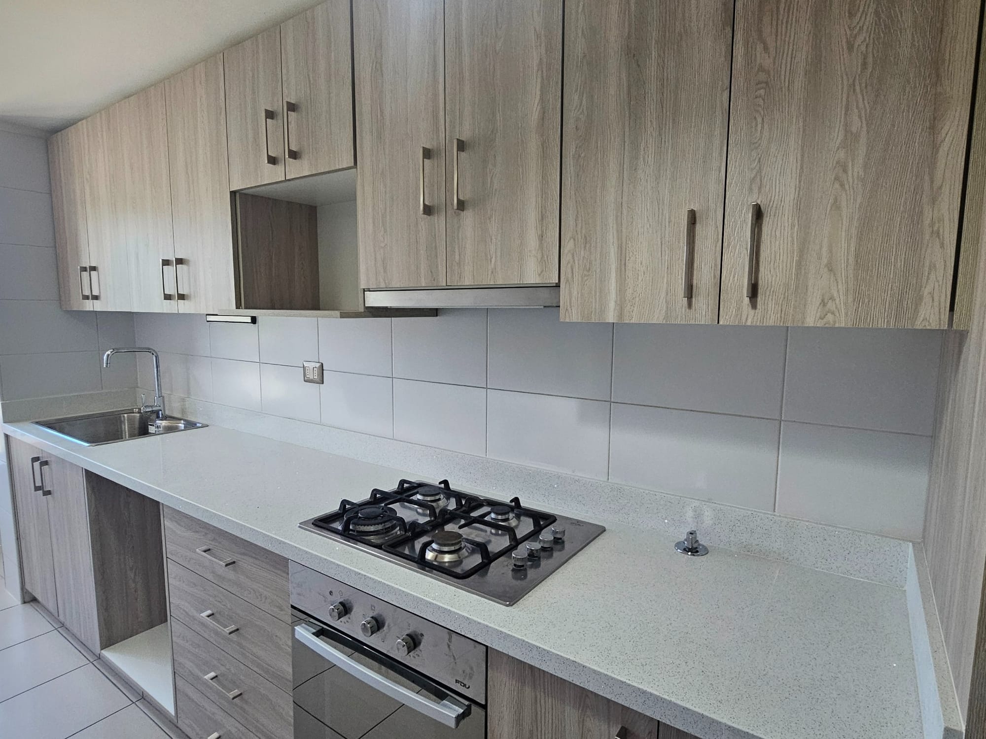 Vende departamento Av. O´Higgins - Manantiales en Chiguayante. Valor 5.600 UF