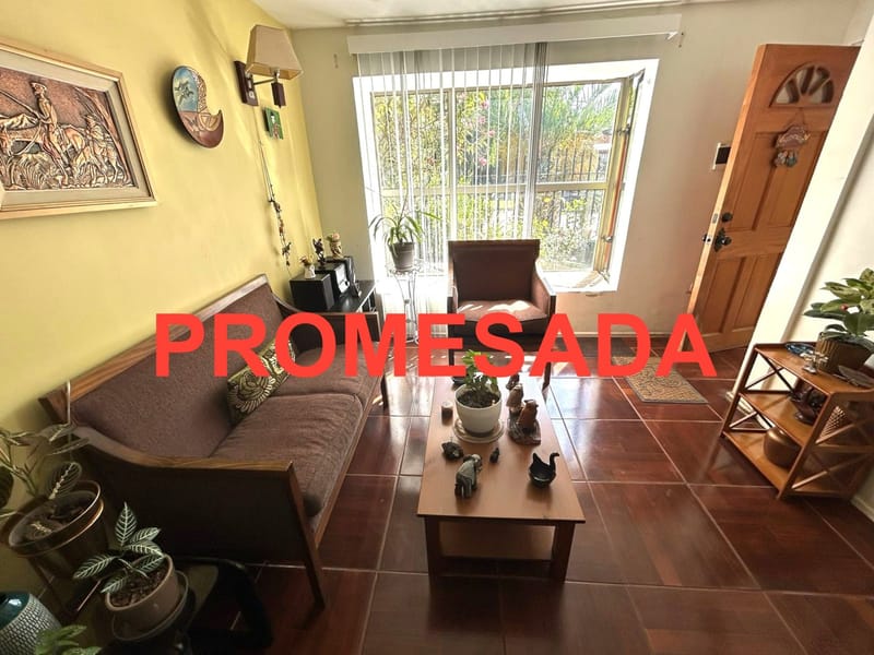 Vende Casa dos pisos en Mirador del Río, Altos de Chiguayante.