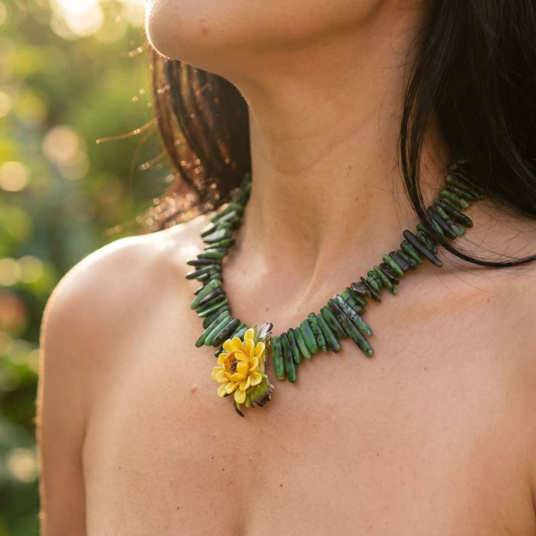 Green agate with English vintage brooch