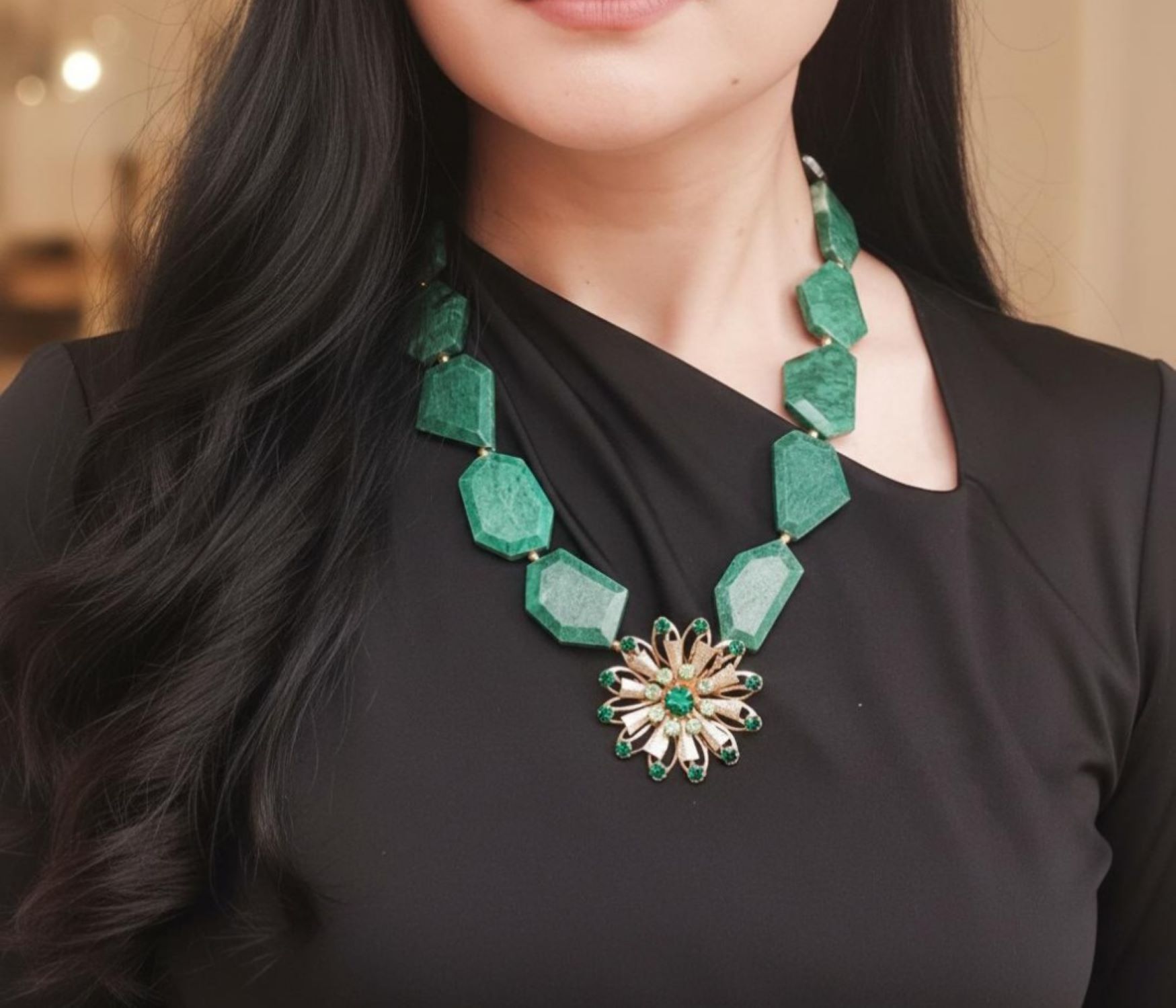 Green agate with vintage crystal brooch