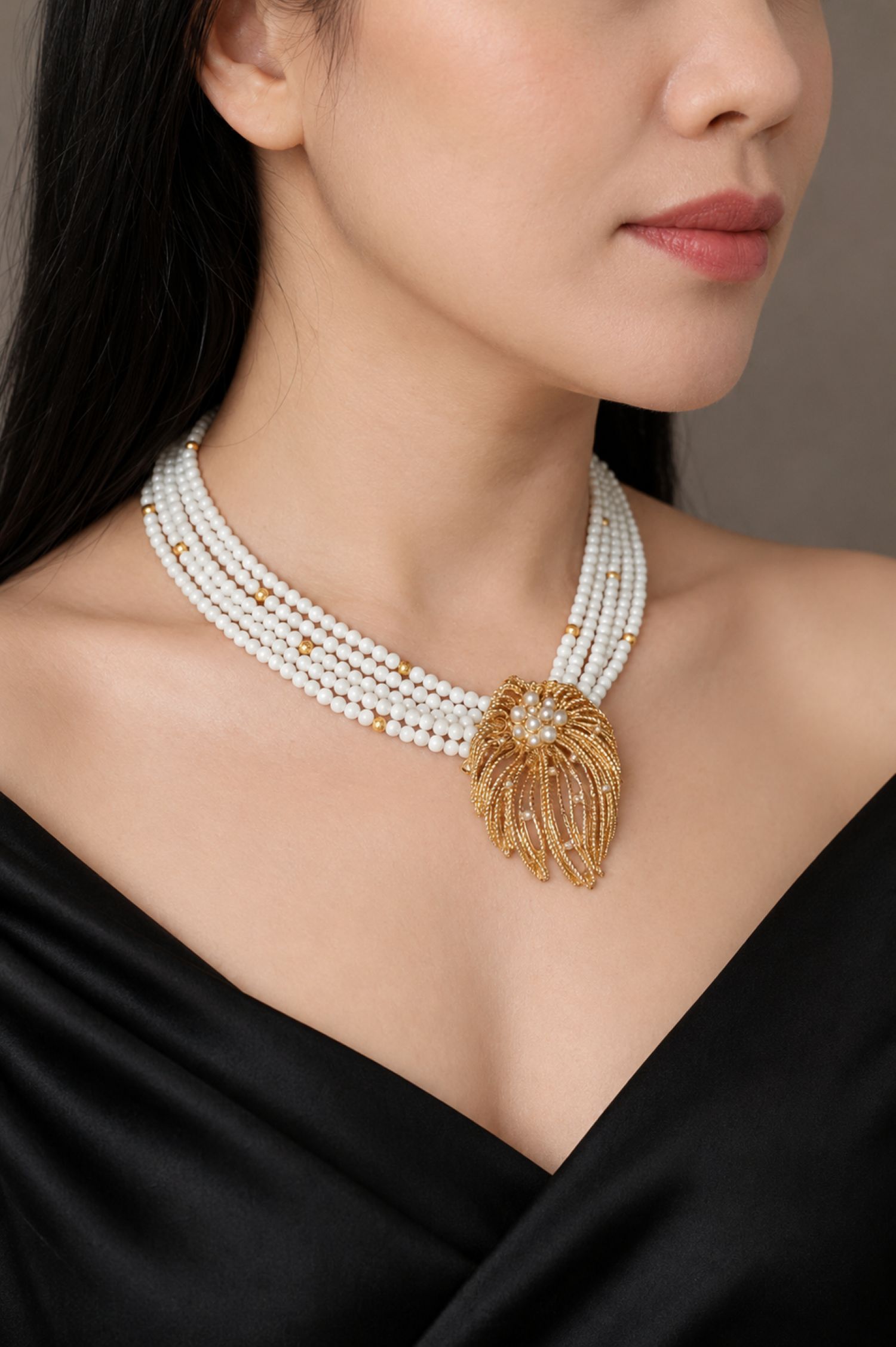 Sea bamboo necklace with vintage pendant brooch