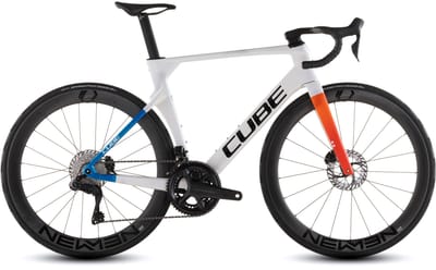Neu im Showroom: das CUBE LITENING AERO C:68X RACE