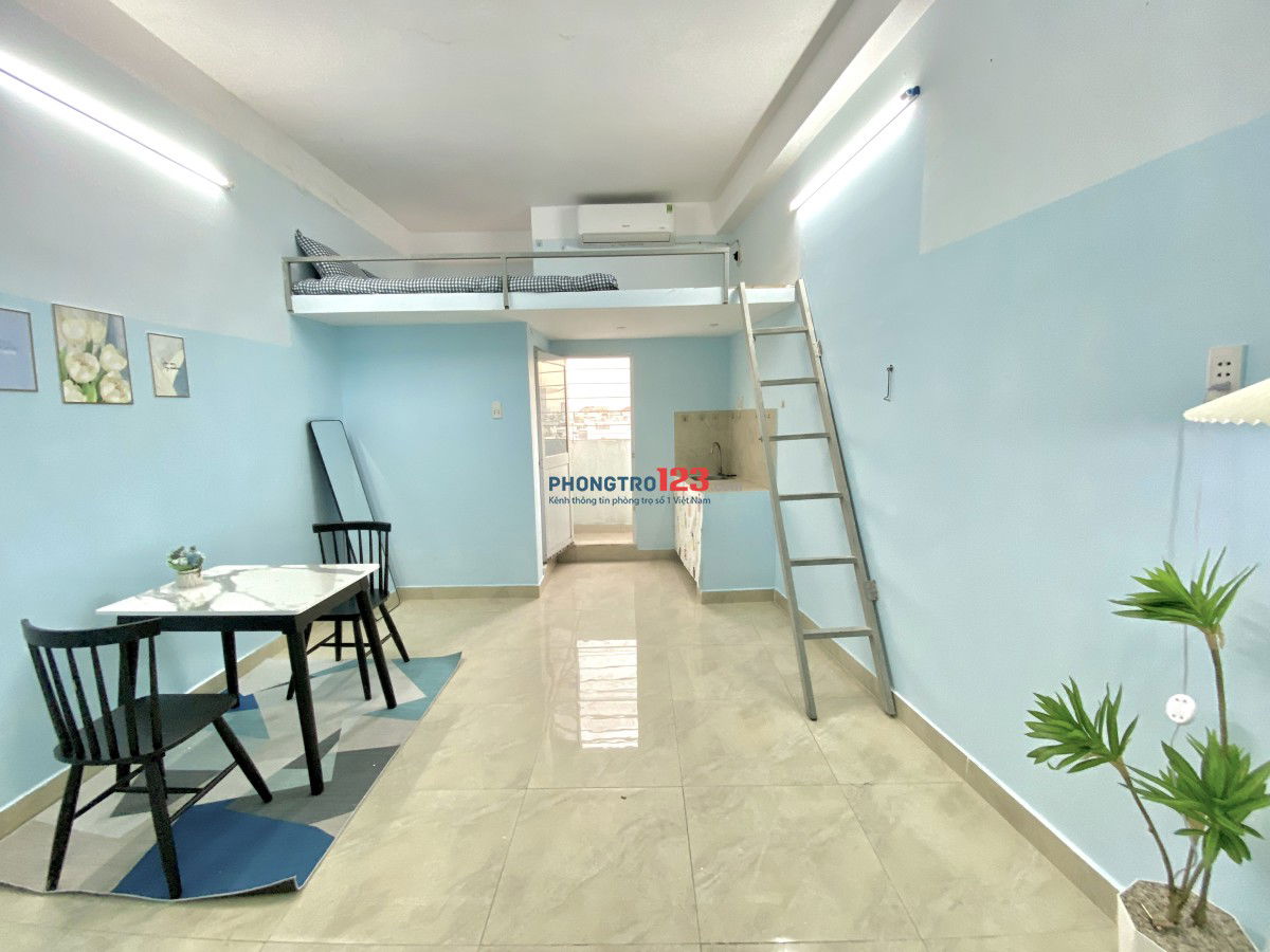 Cho thue phong tro Au Co, Tan Binh, DT 28m2, day du noi that, tien nghi, gia 4,8 trieu/thang