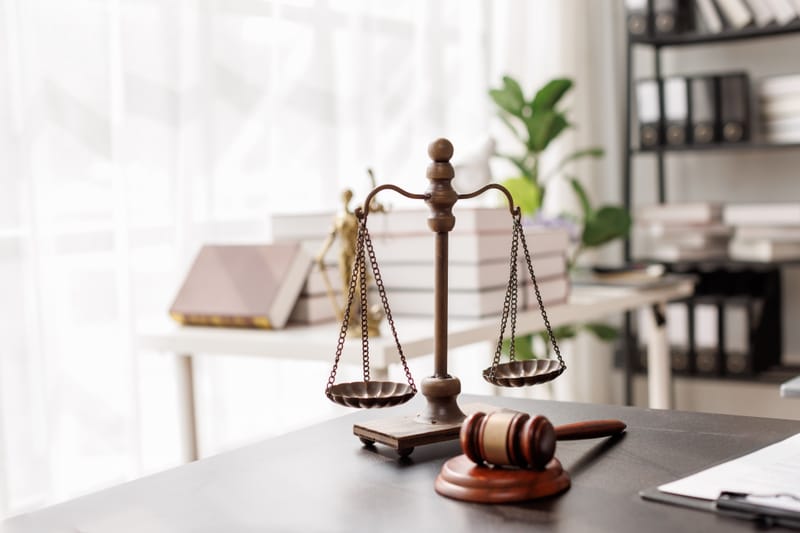 Denuncia o querella: diferencias clave que debes conocer