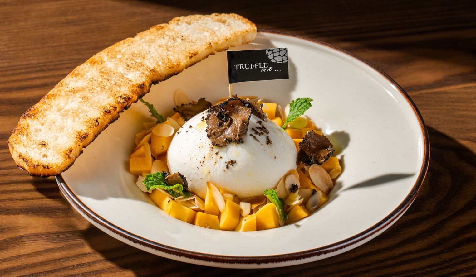 Truffle Burrata with Mango | 259,000 ₫