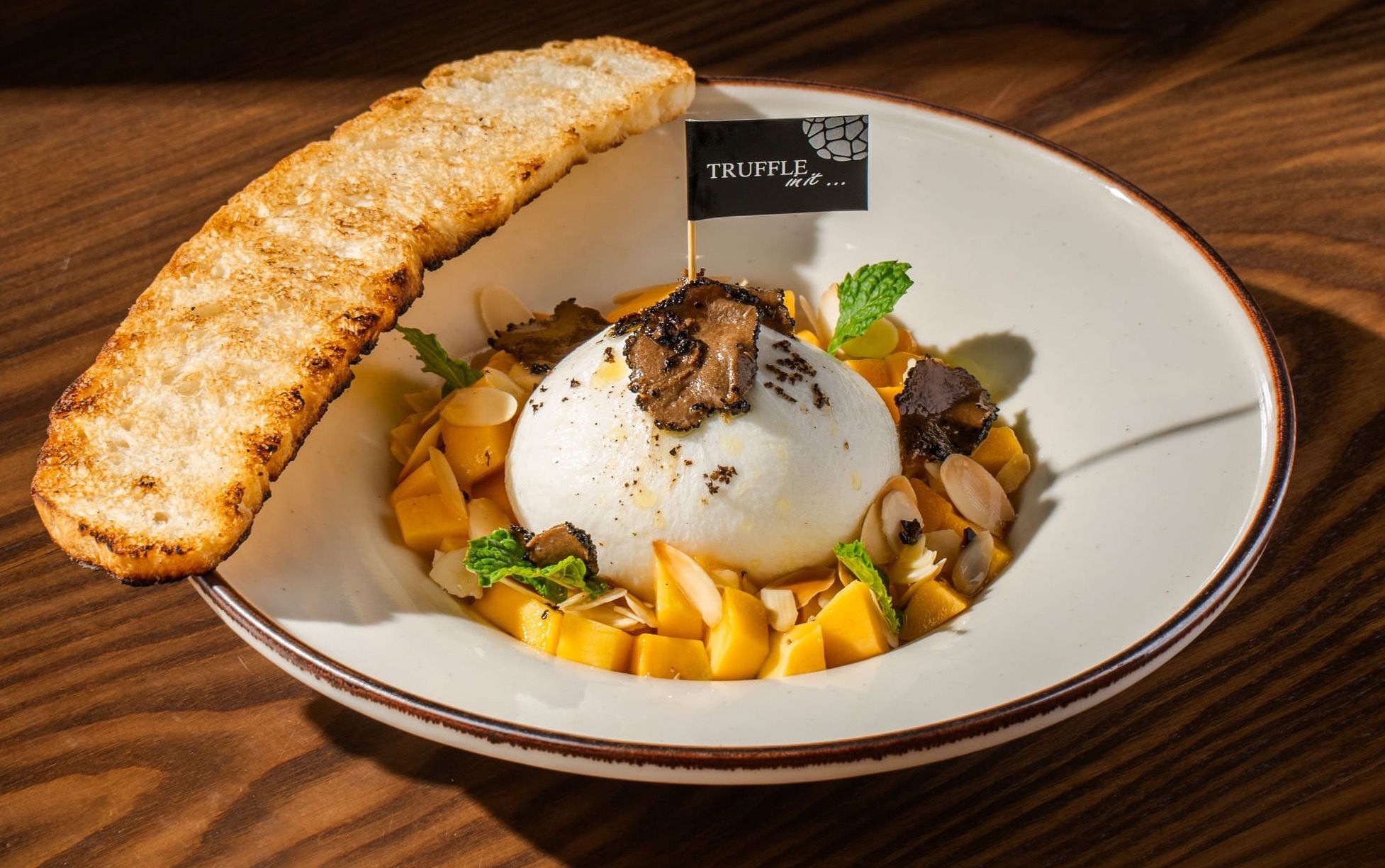 Truffle Burrata with Mango | 259,000 ₫