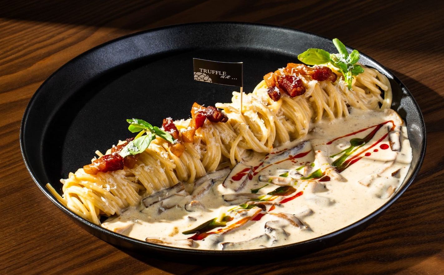 Truffle Cream Spaghetti with Guanciale  | 259,000 ₫