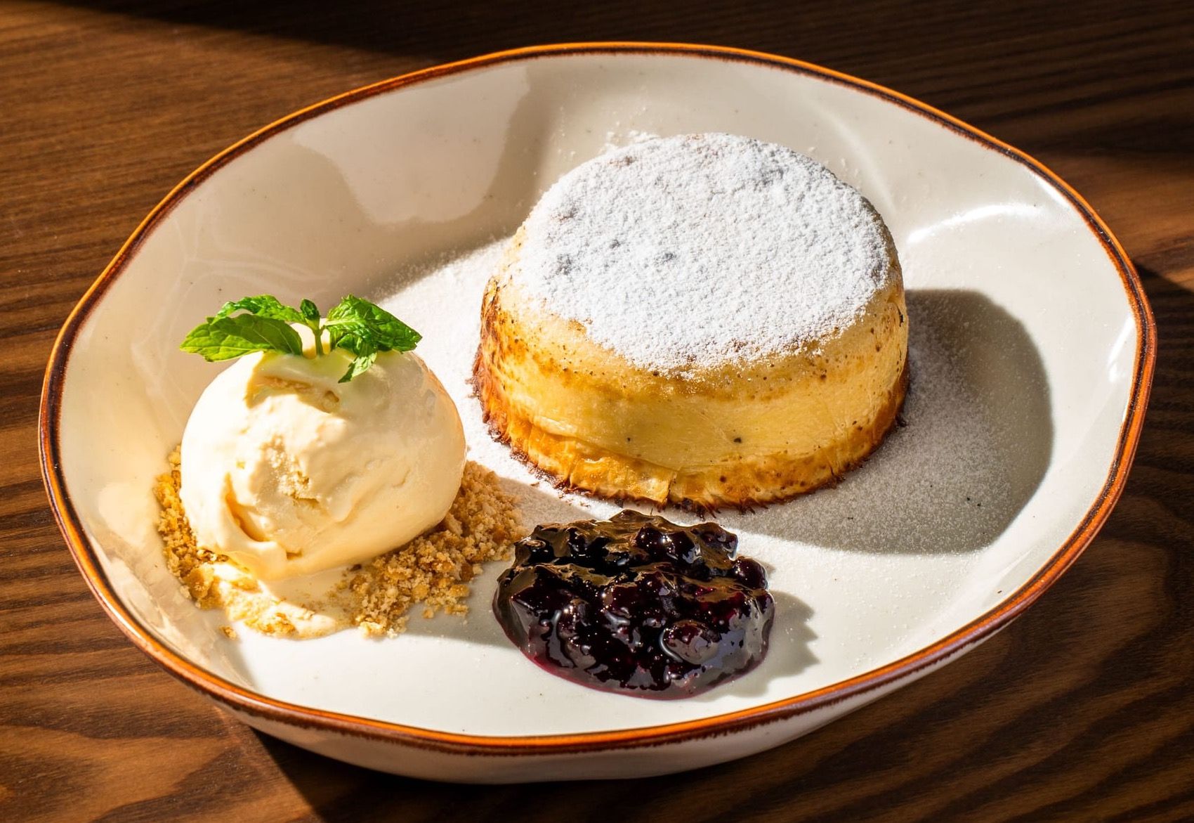 Truffle Cheese Lava Cake   |   129.000 vnd