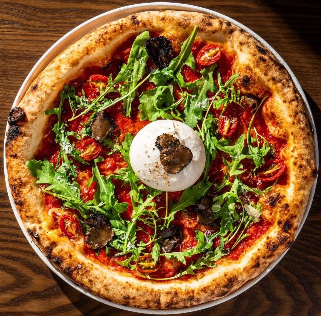Truffle Burrata Pizza  |  299,000 ₫