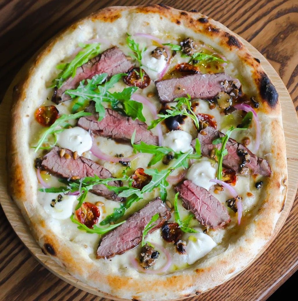 Truffle Steak Pizza  |  299,000 ₫