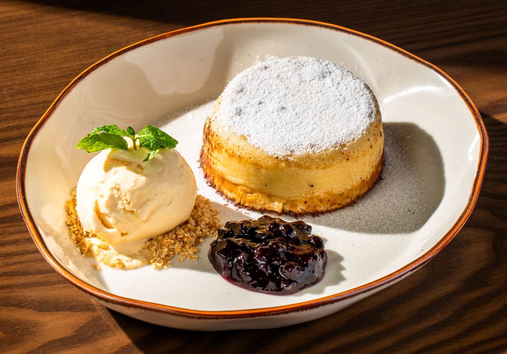 Truffle Cheese Lava Cake   |   129.000 ₫