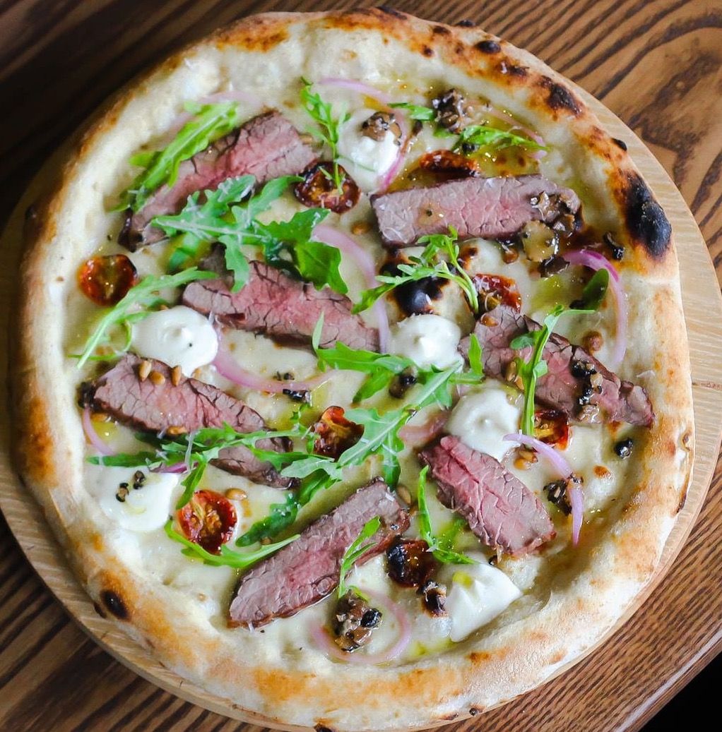 Truffle Steak Pizza  |  299,000 ₫