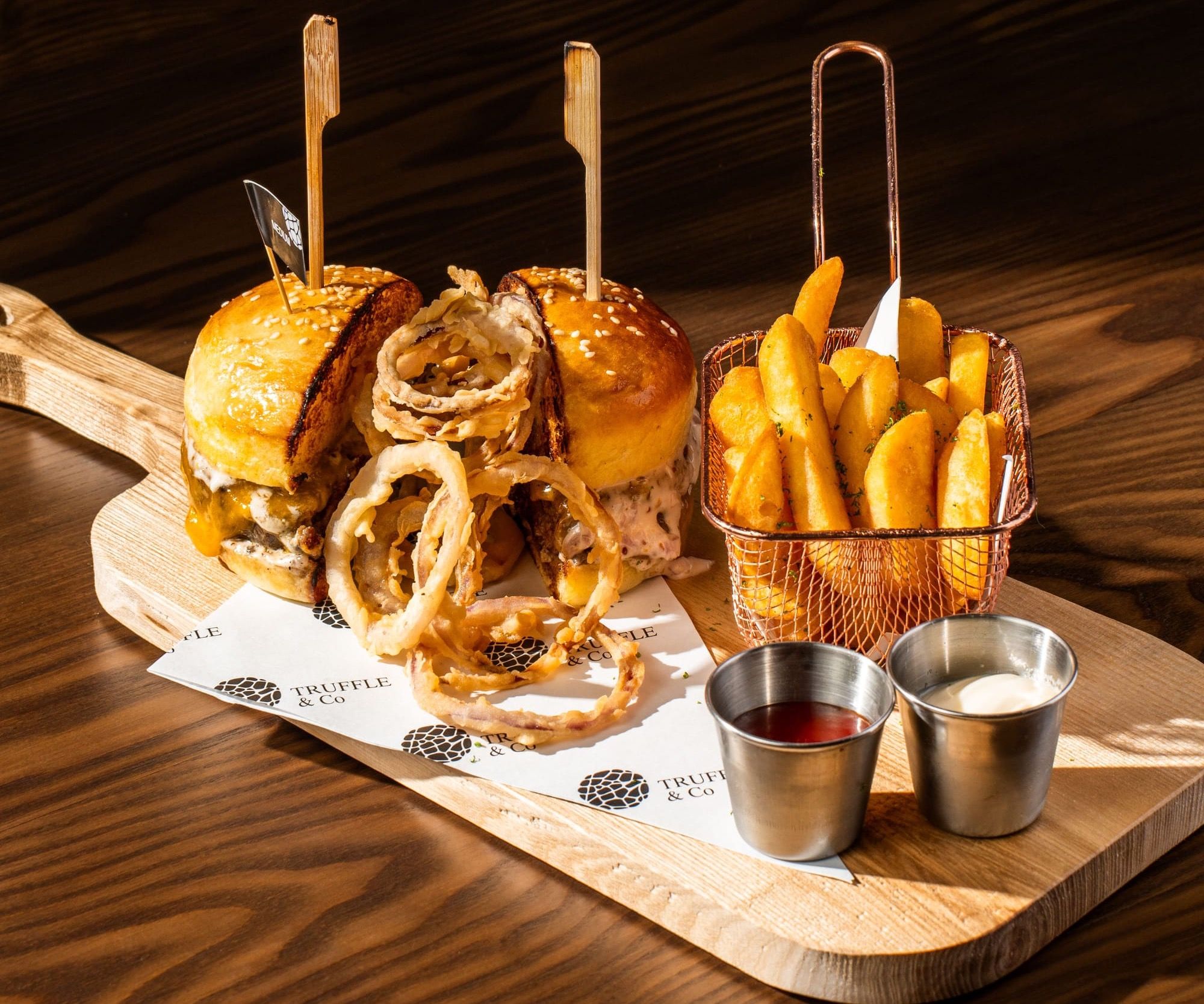 Wagyu Burger 200gr  |  299.000 ₫