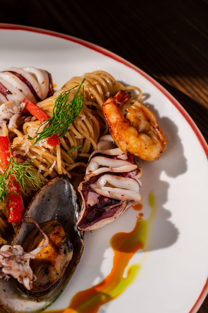 The Art of Crafting Seafood Aglio e Olio