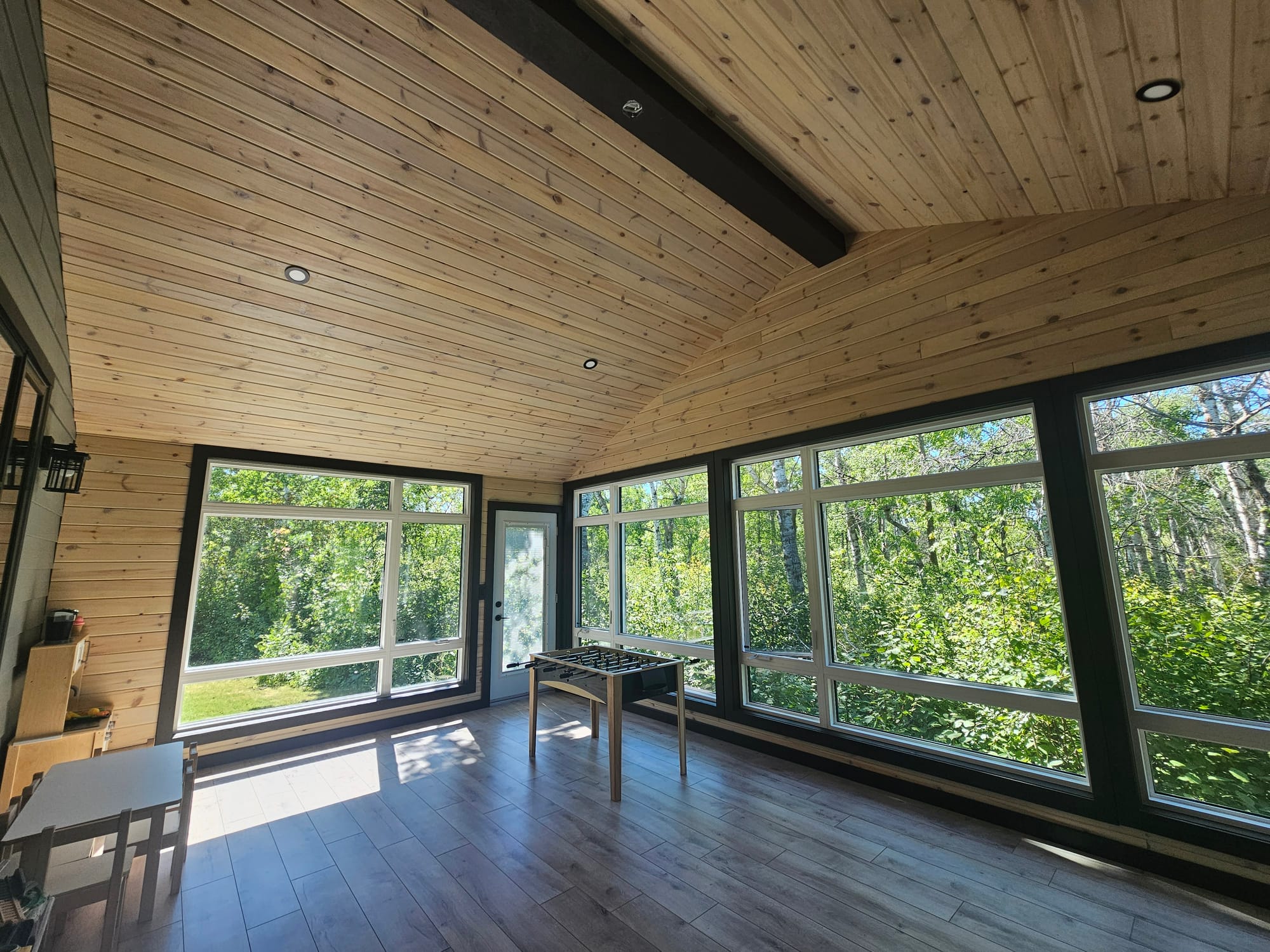 KIDS PLAYROOM (SOUNDPROOF)