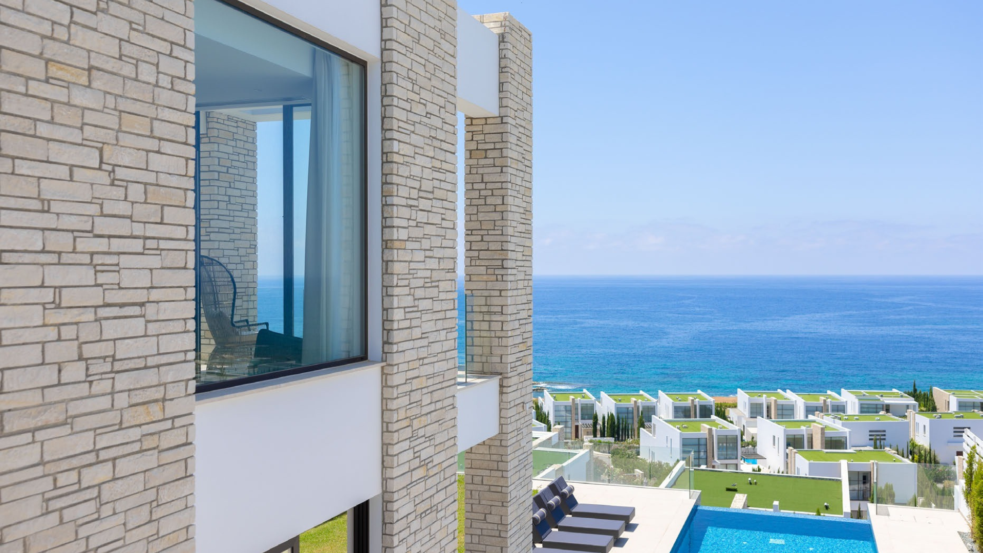 ילות פרימיום ב-Sea Caves – סטנדרט המגורים הגבוה ביותר בפאפוס