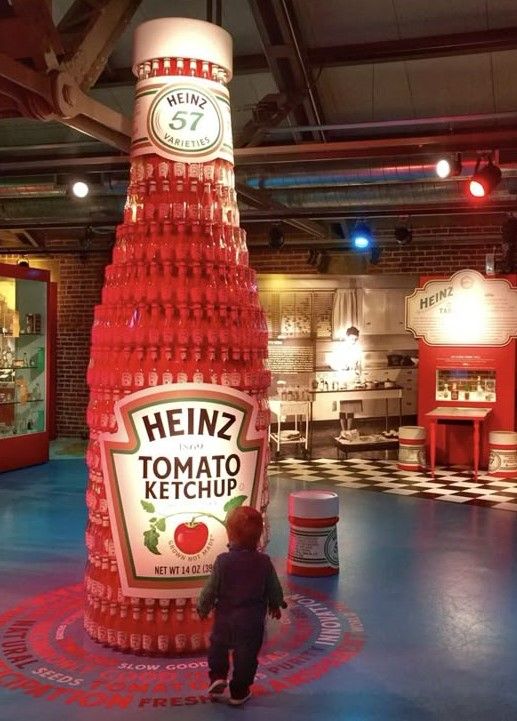 العلامات التجارية والإعلام