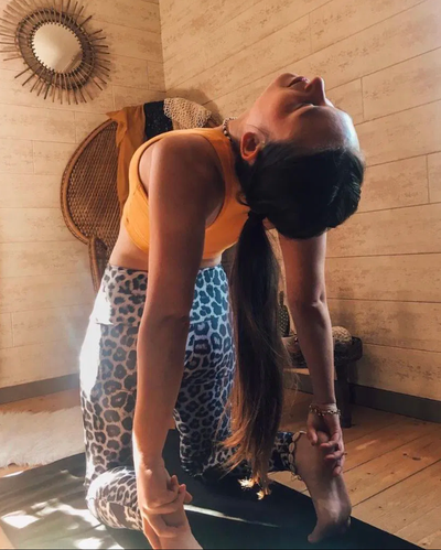 INCARNER L'ÉQUILIBRE ENTRE EMOTIONS ET FORCE PAR LE YOGA