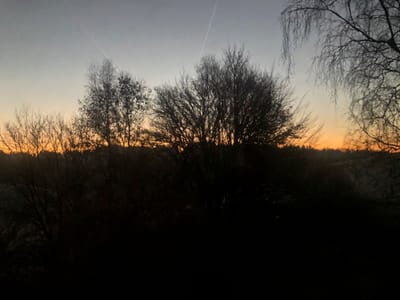 "Du crépuscule à l'aube..."