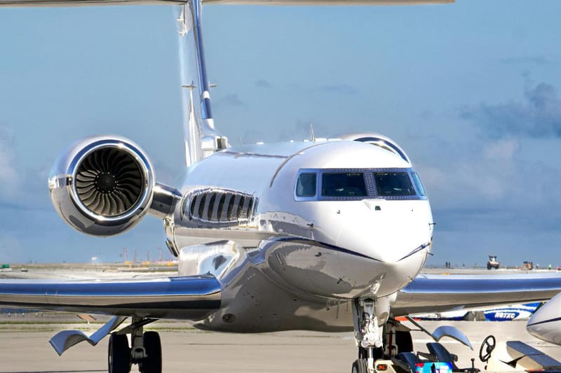 How FBO Transportation Services Elevate Private Jet Experiences