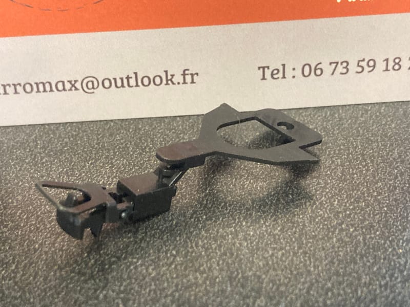 Lot de 4 wagons plats à 2 essieux, JOUEF, échelle HO - Modélisme