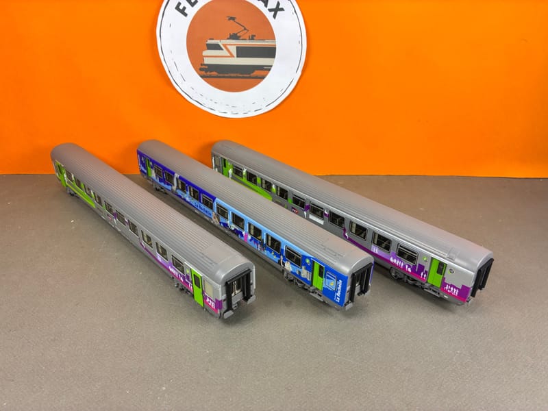 LS MODELS voiture voyageurs 1ière classe CORAIL+ 40165 NEUF