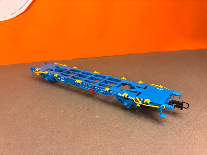 PT TRAINS 100102 HO - Wagon porte conteneur Lgnss 45 RENFE