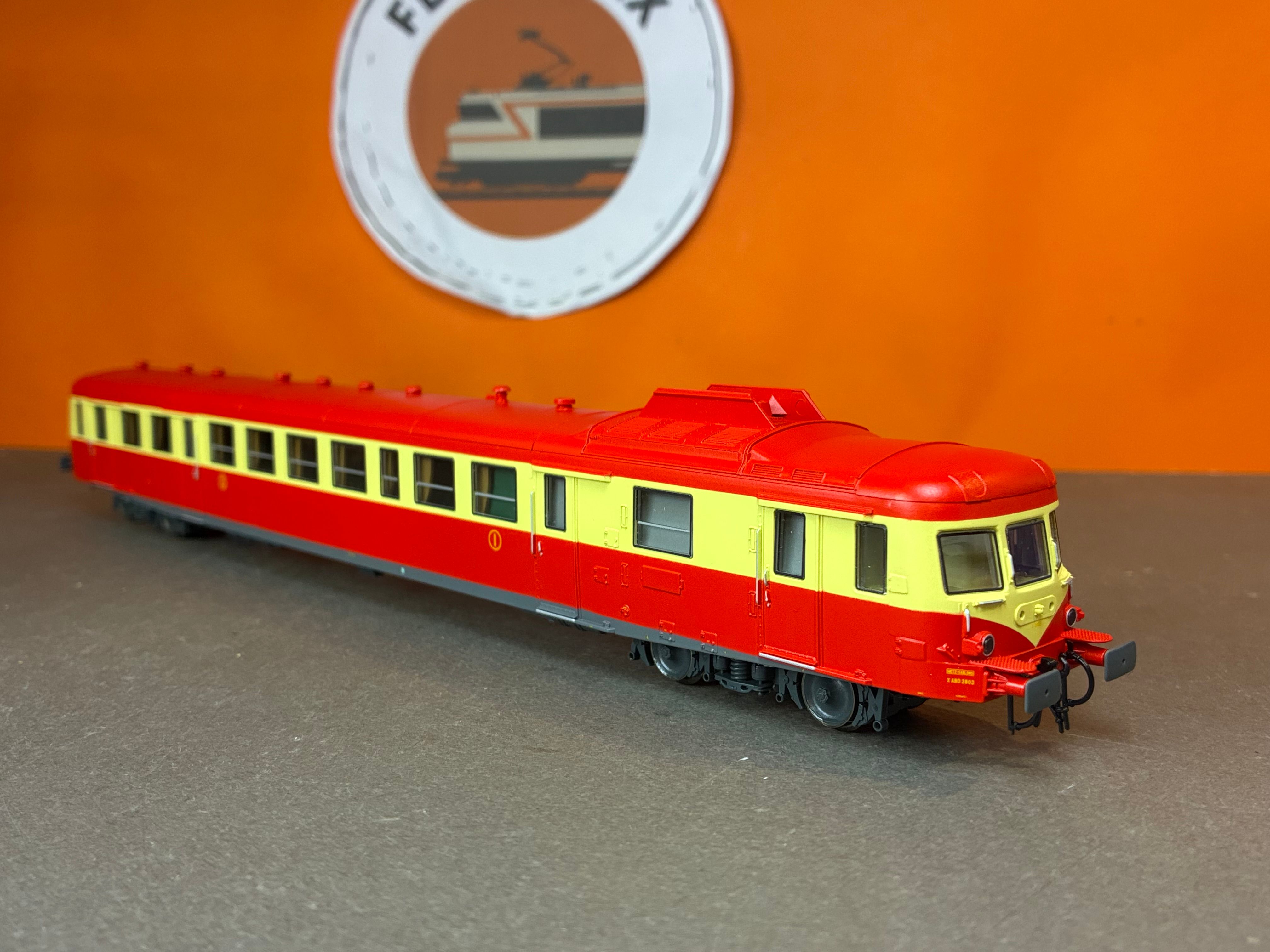 Roco 64218 - Remorque D'autorail XRABD Decauville Avec éclairage (rouge/crème) - Échelle N, Neuf