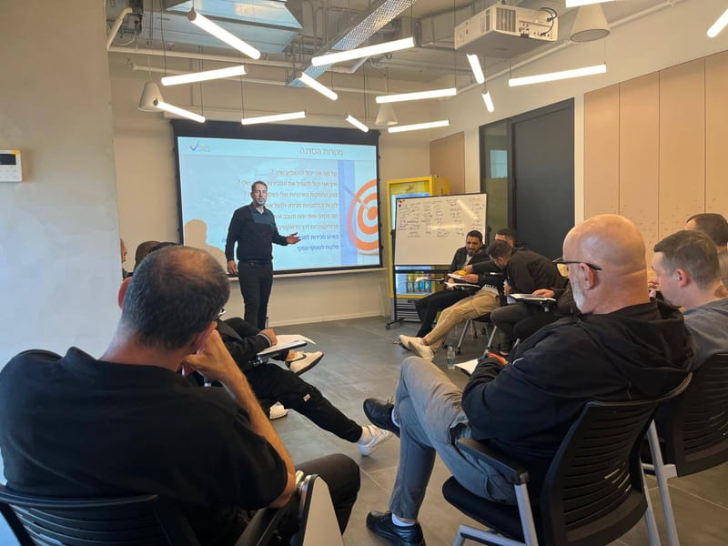 אימון והדרכת מכירות לארגונים וחברות