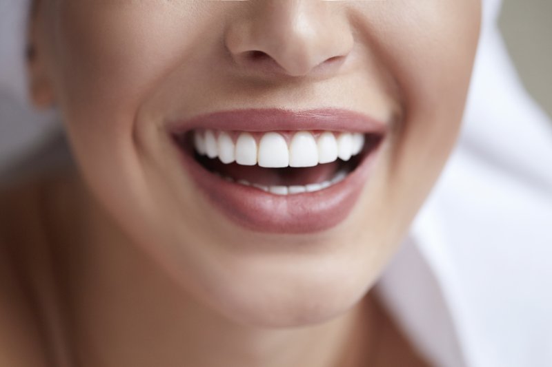 How Dental Veneers Can Fix Smile Imperfections