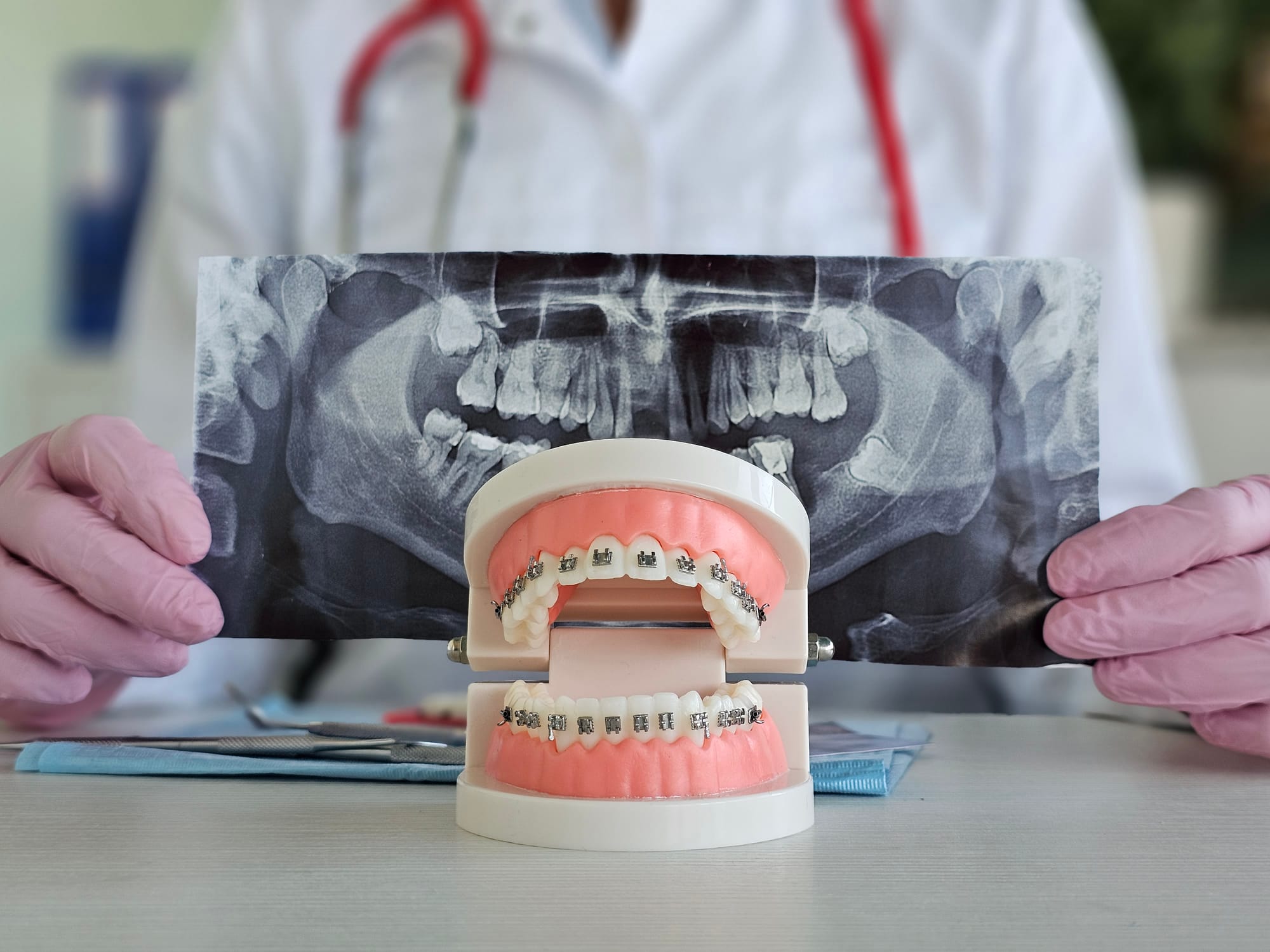 Understanding the Symptoms of Orthodontic Issues in Dubai
