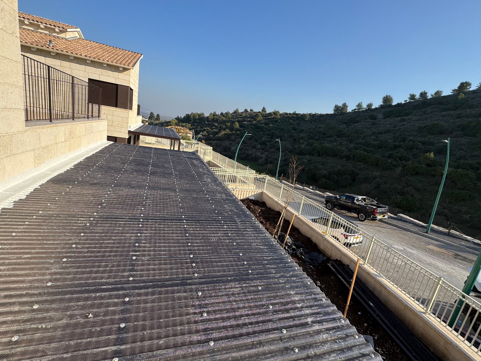 פרגולה אלומיניום בהתאמה אישית – שדרוג אמיתי לאיכות החיים